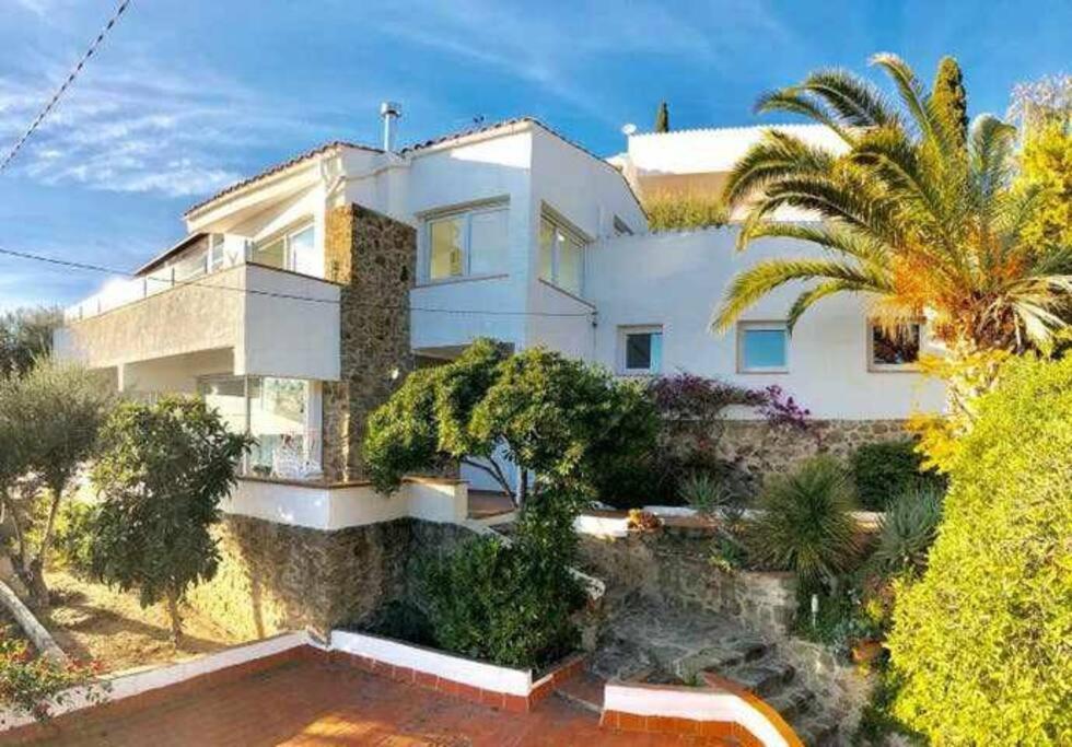 Amplio Apartamento Con Jardin En Almadrava Roses Exterior foto